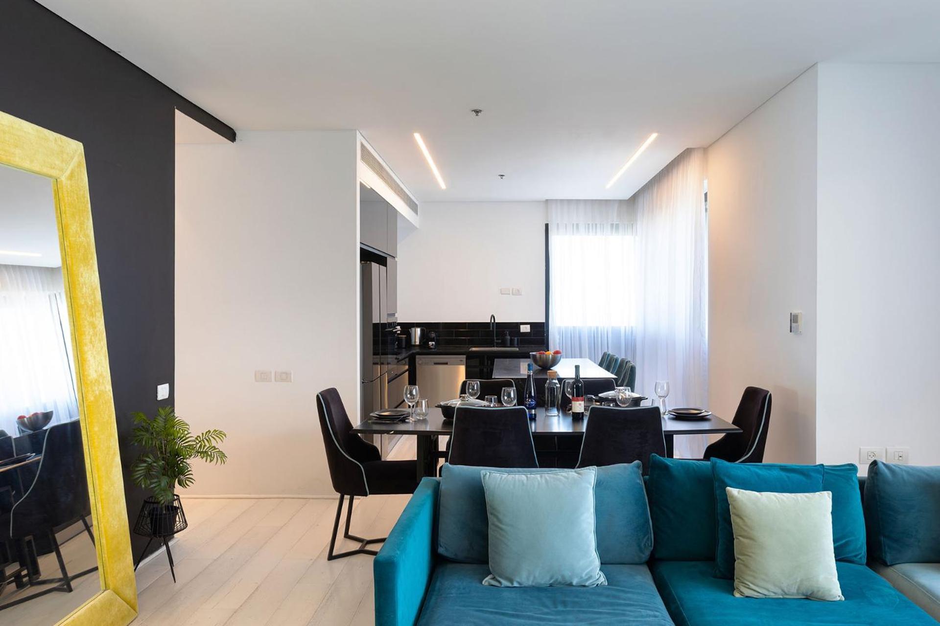Yalarent Sea-Breeze Penthouse With Jacuzzi Apartment Bat Yam Exterior photo